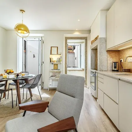 Apartment Guestready - Elegant With Private Terrace In Martires Da Patria